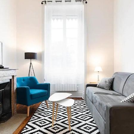 Appartement 2 Pieces Jean Mace Et Stationnement Lyon Dış mekan fotoğraf